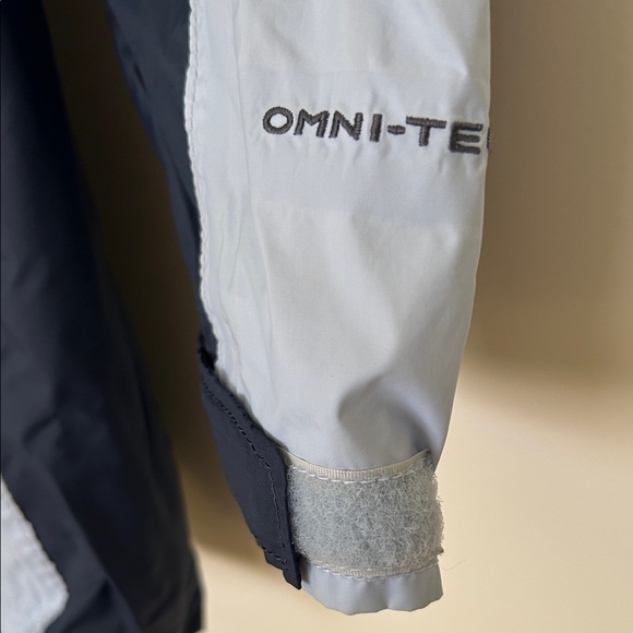 Columbia Women's Jacket - Light Blue and Navy - Picture 2 of 12